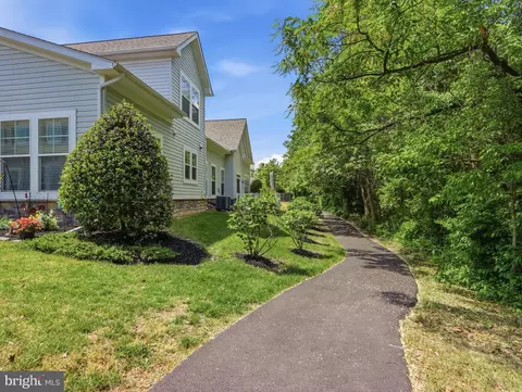Exterior - 132 Jacobia Dr #C-4, Pasadena, MD 21122 photo 2 of 6
