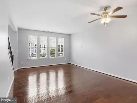 Living - 132 Jacobia Dr #C-4, Pasadena, MD 21122 photo 4 of 4