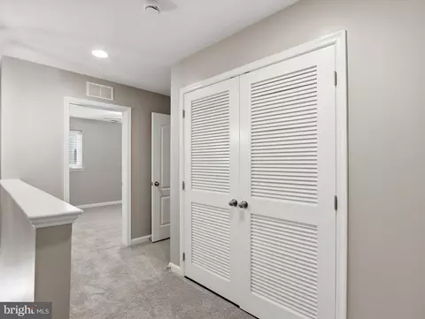 Entry Way - 132 Jacobia Dr #C-4, Pasadena, MD 21122 photo 4 of 4