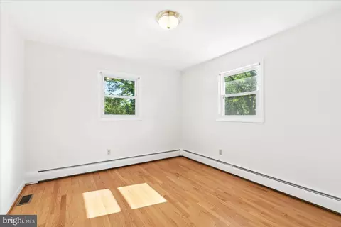 Bedroom - 130 Brent Rd, Arnold, MD 21012 photo 6 of 11