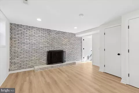 Living - 130 Brent Rd, Arnold, MD 21012 photo 4 of 7
