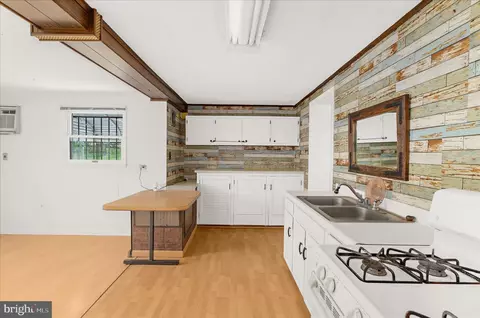 Kitchen - 17 2nd Ave, Baltimore, MD 21225 photo 1 of 4
