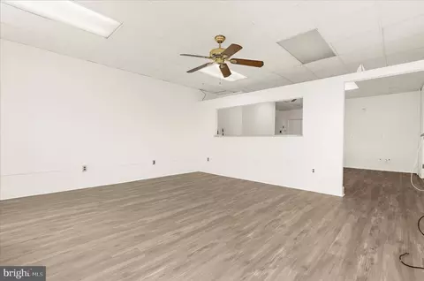 Living - 17 2nd Ave, Baltimore, MD 21225 photo 4 of 6