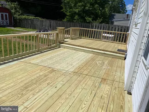 Exterior - 301 Beverley Pl, Edgewater, MD 21037 photo 9 of 9