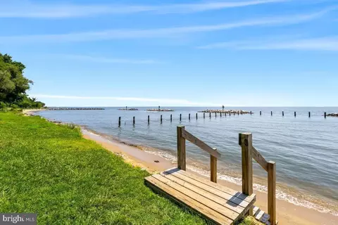 View/Area - 301 Beverley Pl, Edgewater, MD 21037 photo 2 of 3