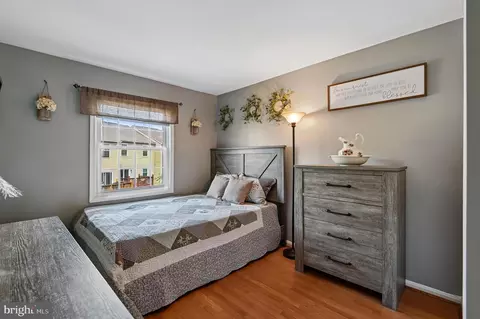 Bedroom - 1408 Harwick Ct, Crofton, MD 21114 photo 5 of 6
