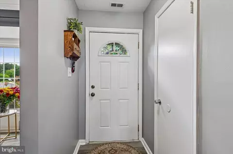 Entry Way - 1408 Harwick Ct, Crofton, MD 21114 photo 1 of 7