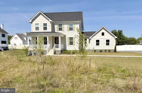 1180 Central Ave E, Edgewater, MD 21037