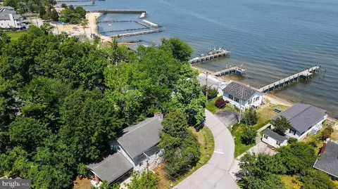 View/Area - 3328 Shore Dr, Annapolis, MD 21403 photo 3 of 16