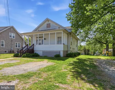 5210 Ballman Ave, Brooklyn Park, MD 21225