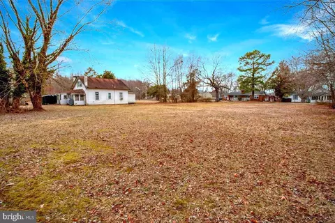 6037 Drum Point Rd, Deale, MD 20751 photo 2
