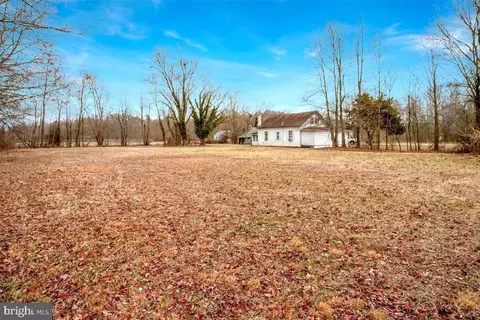 6037 Drum Point Rd, Deale, MD 20751 photo 3