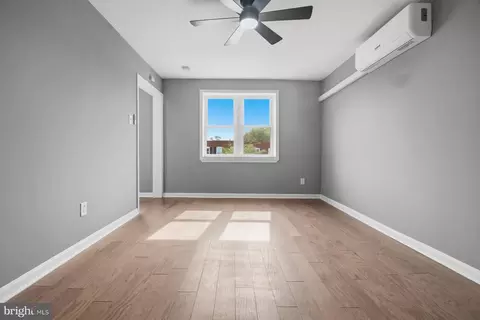906 1st St, Baltimore, MD 21225 photo 10