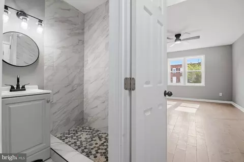 906 1st St, Baltimore, MD 21225 photo 17