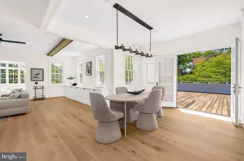 Dining - 11 S Acton Pl, Annapolis, MD 21401 photo 4 of 7