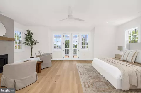Bedroom - 11 S Acton Pl, Annapolis, MD 21401 photo 1 of 11