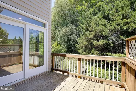 Exterior - 3430 Dental Ct, Edgewater, MD 21037 photo 5 of 9