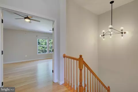 Entry Way - 3430 Dental Ct, Edgewater, MD 21037 photo 2 of 2