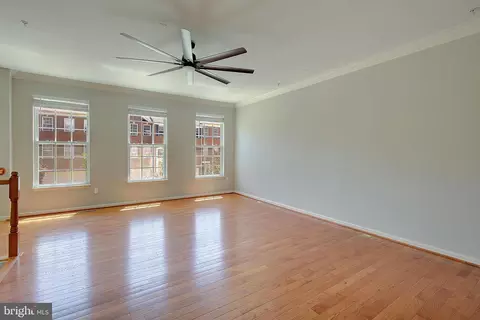 Living - 3430 Dental Ct, Edgewater, MD 21037 photo 1 of 9