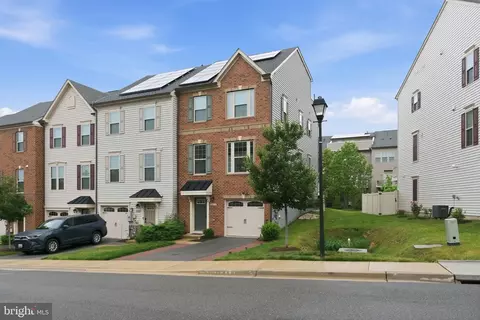 Exterior - 3012 Bretons Ridge Way, Hanover, MD 21076 photo 2 of 2