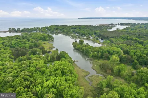 View/Area - 5865 Deale Beach Rd, Deale, MD 20751 photo 3 of 3