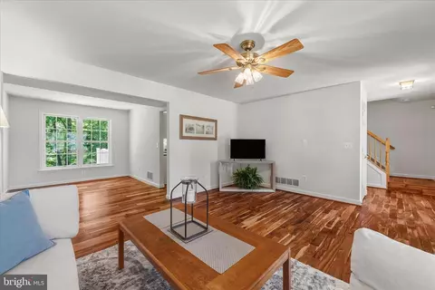 Living - 2056 Gate Dr, Annapolis, MD 21401 photo 3 of 7