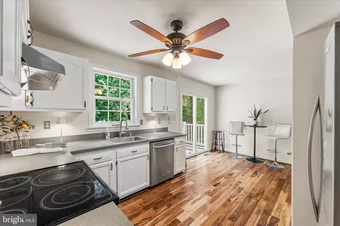 Kitchen - 2056 Gate Dr, Annapolis, MD 21401 photo 2 of 3