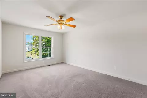 Bedroom - 2056 Gate Dr, Annapolis, MD 21401 photo 4 of 5