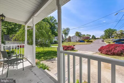 Exterior - 2056 Gate Dr, Annapolis, MD 21401 photo 2 of 6