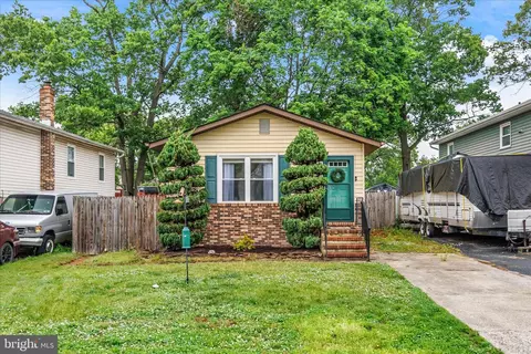 306 Lincoln Ave, Glen Burnie, MD 21061