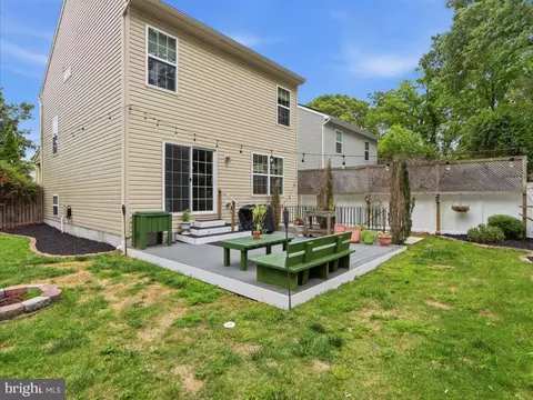 Exterior - 7742 Lawrence Ave, Pasadena, MD 21122 photo 4 of 8