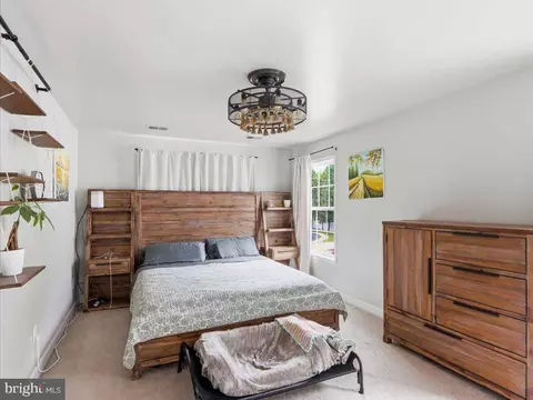 Bedroom - 7742 Lawrence Ave, Pasadena, MD 21122 photo 1 of 3