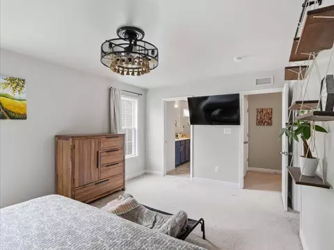 Bedroom - 7742 Lawrence Ave, Pasadena, MD 21122 photo 2 of 3