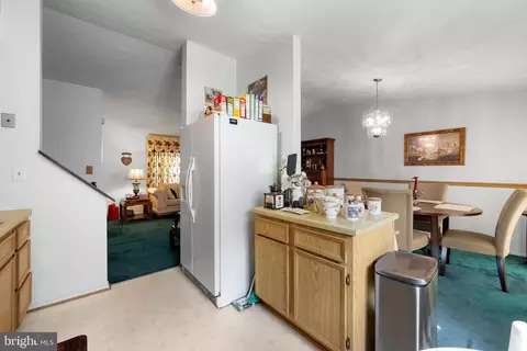 Entry Way - 1433 Gesna Dr, Hanover, MD 21076 photo 1 of 3