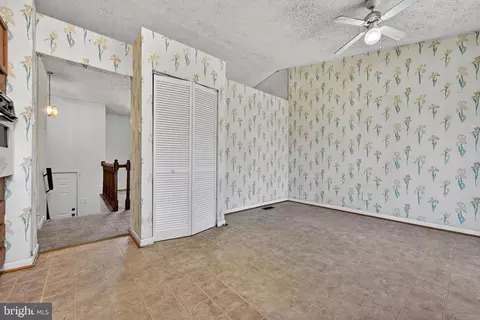 Entry Way - 7838 Tick Neck Rd, Pasadena, MD 21122 photo 1 of 1