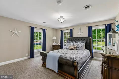 Bedroom - 1780 Chesapeake Pl, Pasadena, MD 21122 photo 3 of 4