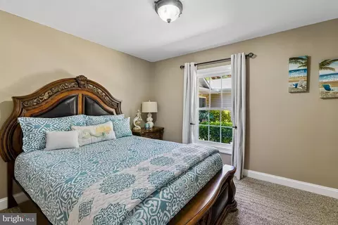 Bedroom - 1780 Chesapeake Pl, Pasadena, MD 21122 photo 4 of 4