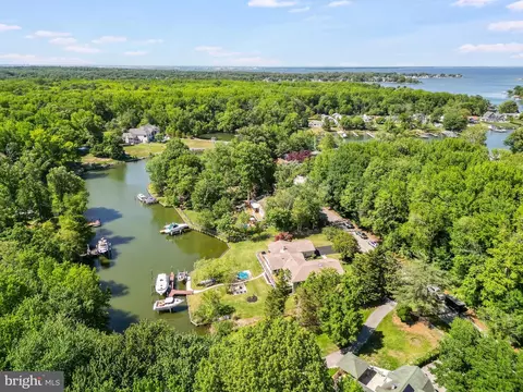 View/Area - 1780 Chesapeake Pl, Pasadena, MD 21122 photo 7 of 8