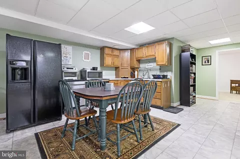 Kitchen - 7 Sonora Dr, Pasadena, MD 21122 photo 5 of 5