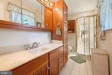 Bath - 7 Sonora Dr, Pasadena, MD 21122 photo 1 of 5