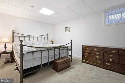 Bedroom - 7 Sonora Dr, Pasadena, MD 21122 photo 4 of 5