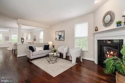 713 Skippers Ln, Annapolis, MD 21401