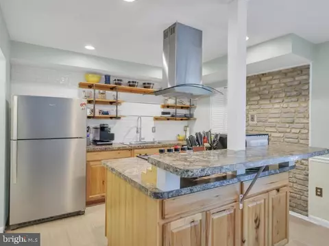 Kitchen - 1755 Carry Pl, Crofton, MD 21114 photo 1 of 2