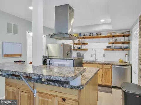 Kitchen - 1755 Carry Pl, Crofton, MD 21114 photo 2 of 2