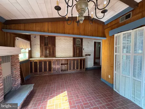 Other - 19 Seward Ave, Baltimore, MD 21225 photo 1 of 8