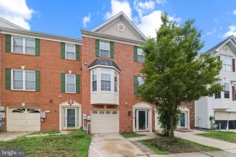 704 Summertime Dr, Odenton, MD 21113