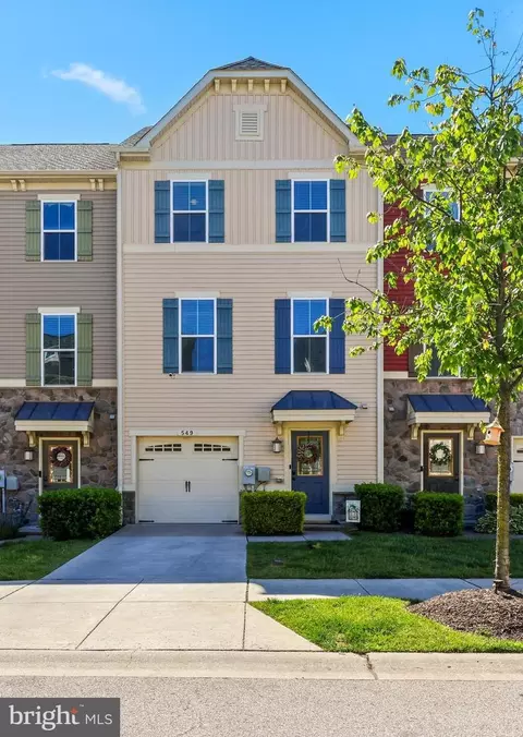 549 Fox River Hills Way, Glen Burnie, MD 21060