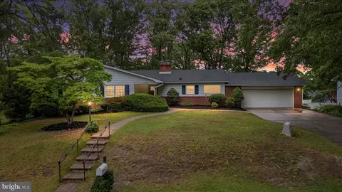 748 Evergreen Rd, Severn, MD 21144