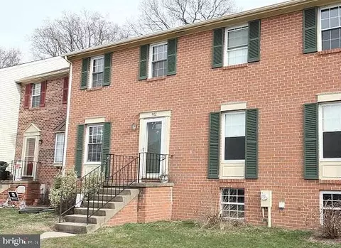 912 Hingham Harbour, Pasadena, MD 21122