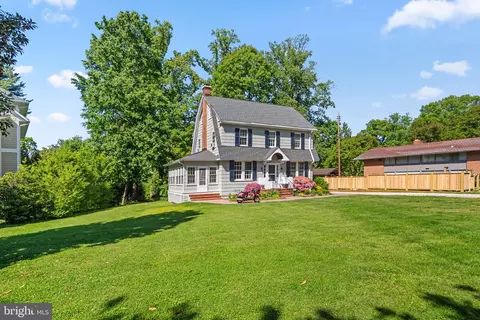 Exterior - 202 Wardour Dr, Annapolis, MD 21401 photo 2 of 6